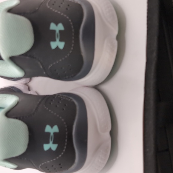 Under Armour Women's Micro G Assert Gray  Athletic Running Never Worn Size 10 - Picture 5 of 8